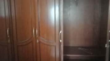 Standard Room, Smoking, Balcony | 3 bedrooms, individually furnished, desk, free WiFi