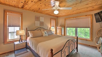 3 habitaciones, tabla de planchar con plancha, internet y ropa de cama