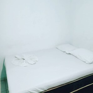 Habitación doble económica | Wifi gratis 