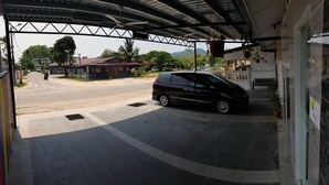 Ảnh chưa phân loại, 2 trong số 25 ảnh, nút