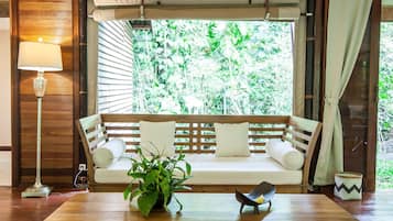 Royal Suite Tent | Living room