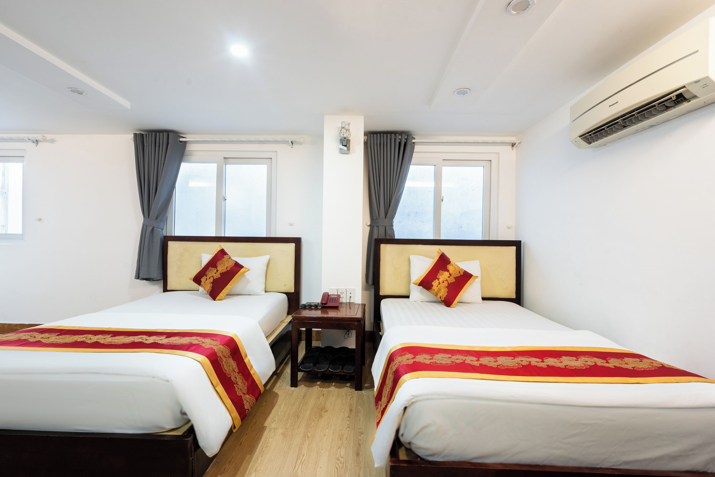 Foto - Sai Gon's Book Hotel - The Airport Front