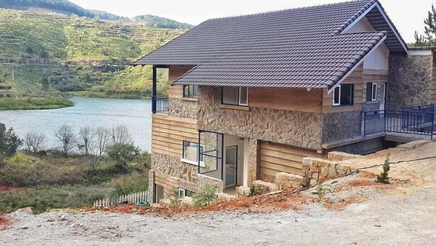 Basic Apartment | Iron/ironing board, WiFi (free), bed sheets - Fairyland resort (Xuan Huong - Da Lat)