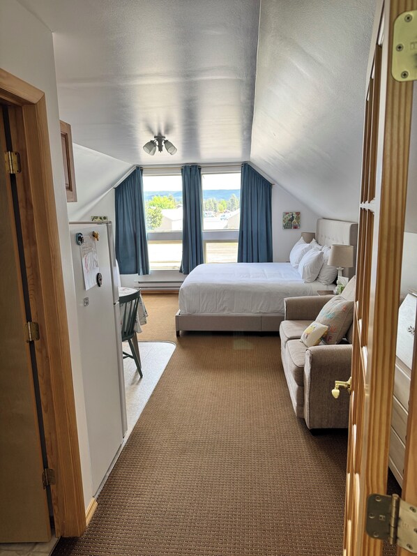 Accès au Wi-Fi (inclus), literie fournie