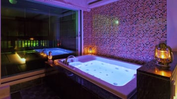 Chambre (Mirinae) | Baignoire à jets