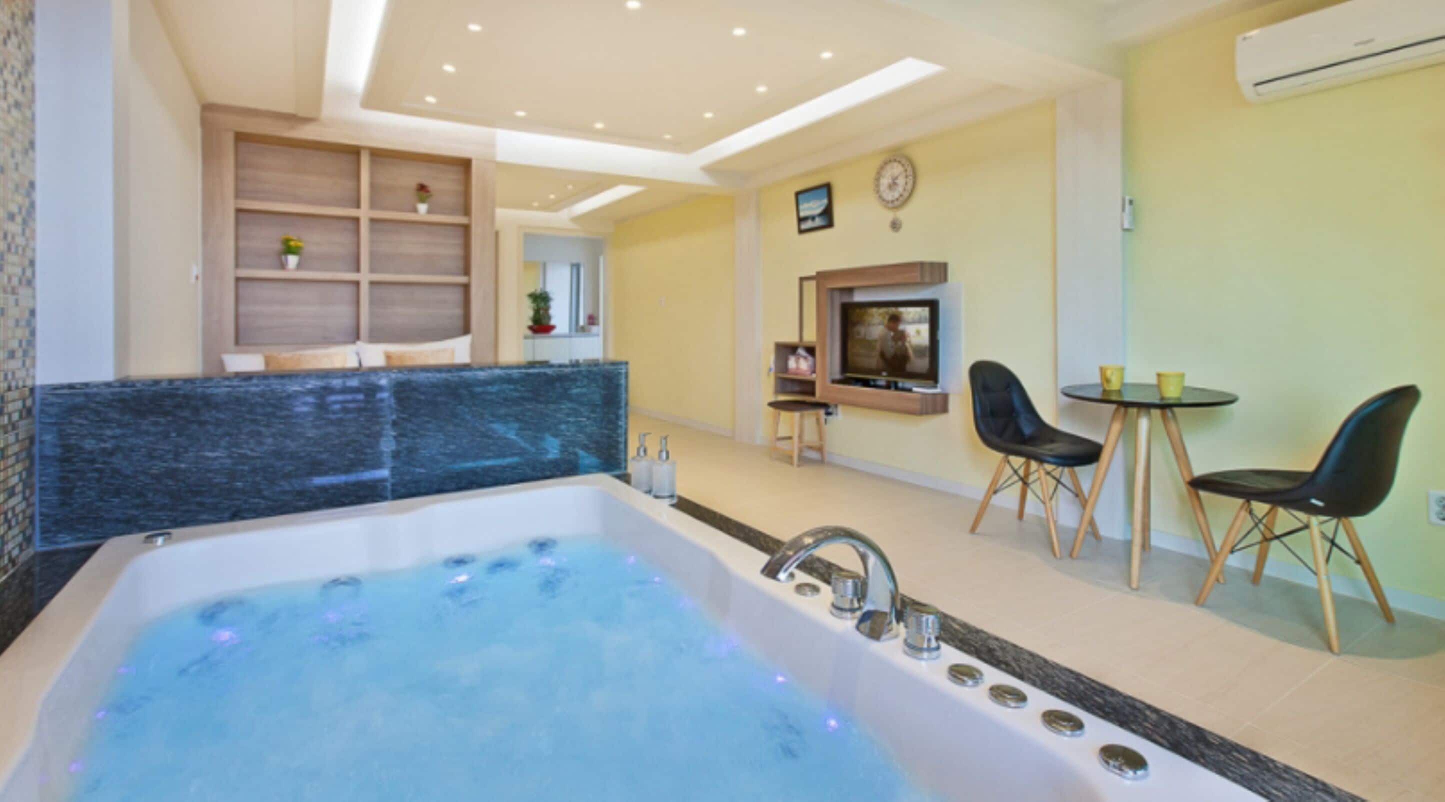 Mirinae Room | Jetted bathtub