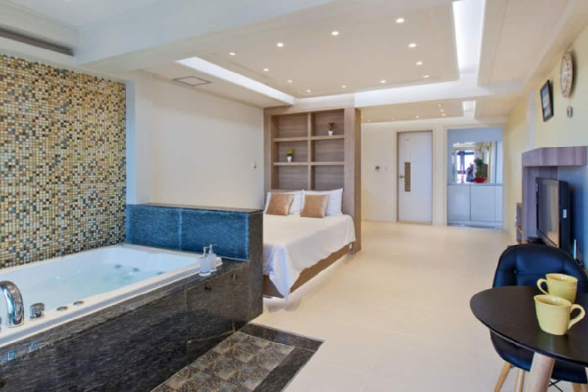 Mirinae Room | 1 bedroom, free WiFi