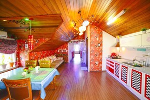 Chambre Majestueuse (Emerald C)