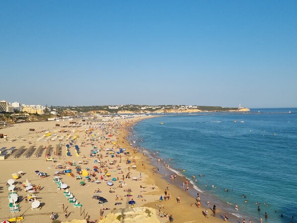 Playa en los alrededores 