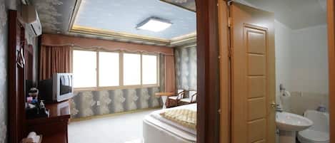 Chambre Deluxe | Décoration personnalisée, ameublement personnalisé, bureau