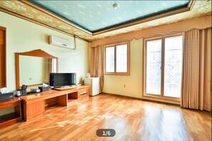 Ondol Room | Individually decorated, individually furnished, desk, laptop workspace