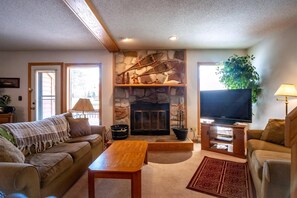 Fireplace, DVD player