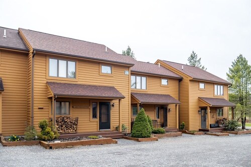 Deerfield Village 134 - Community Pool, Fire Pit &