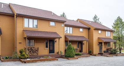 Deerfield Village 134 - Community Pool, Fire Pit &