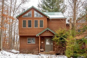 Exterior - Bear Hug Inn - 74 Lower Lane
Bear Hug Inn - Pet Friendly, Wood Fireplace (Davis)