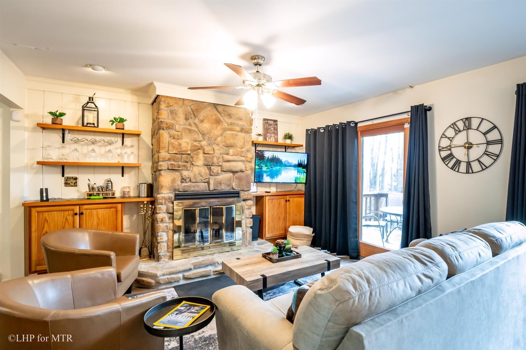 Caminetto, lettore DVD