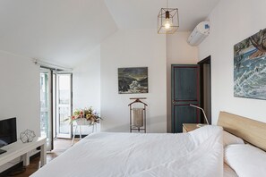 3 dormitorios, tabla de planchar con plancha, wifi gratis y ropa de cama
