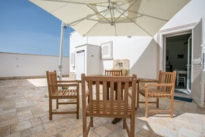 Outdoor dining - Villa Fenix, Torre Lapillo beach (TL82) (Porto Cesareo)