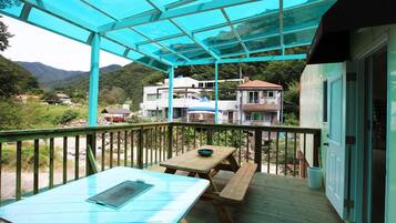 Kamar (Red Green) | Teras/patio