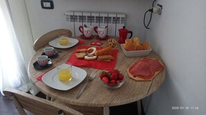 تناول الطعام