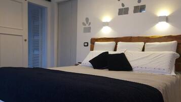 1 bedroom, iron/ironing board, WiFi