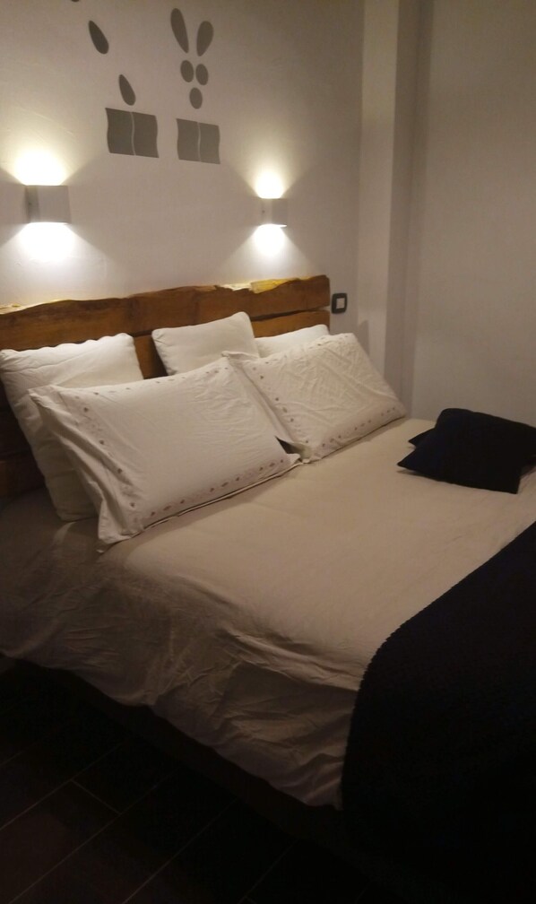 1 bedroom, iron/ironing board, WiFi