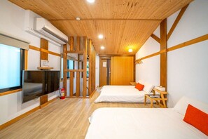 1 bedroom, blackout drapes, free WiFi, bed sheets