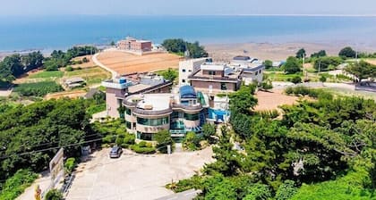 Byeonsan Dongguerami Pension