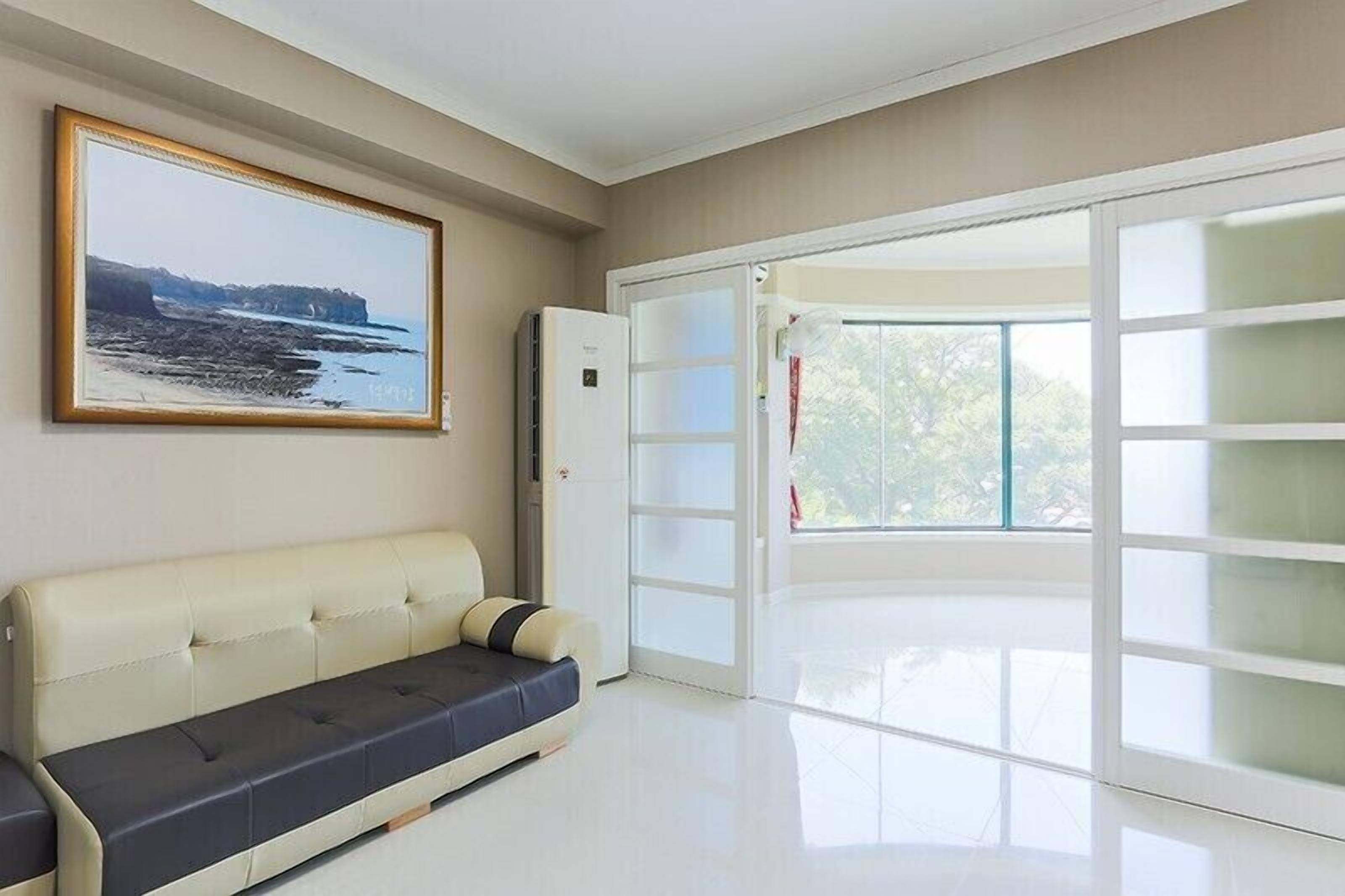 Basic-Zimmer (Jeok-Byuk-Kang) | Wohnbereich | Fußbodenheizung