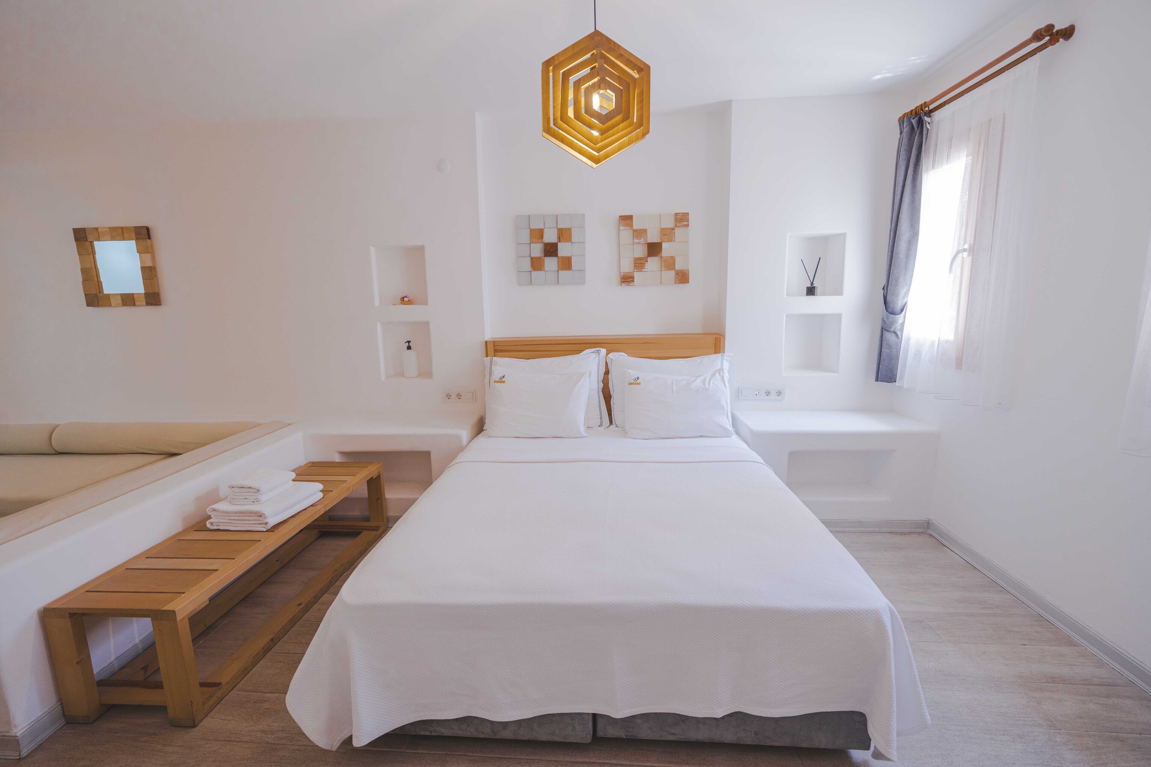 deluxe double room | free wifi