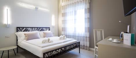 Chambre Double (Giarella) | Coffres-forts dans les chambres, bureau, rideaux occultants