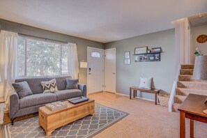 House (4 Bedrooms) | Living room | TV, fireplace - Dog-friendly by the Garden & OCC Shops & Dining (Colorado Springs)