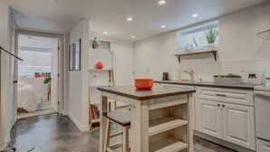 Căn hộ (1 Bedroom) | Bếp riêng