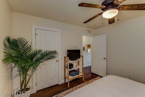 Huis (1 Bedroom) | 1 slaapkamer, een strijkplank/strijkijzer, gratis wifi
