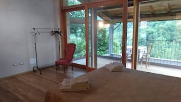Appartement Duplex, balcon (Suite Rovere) | Bureau, rideaux occultants, chambres insonorisées