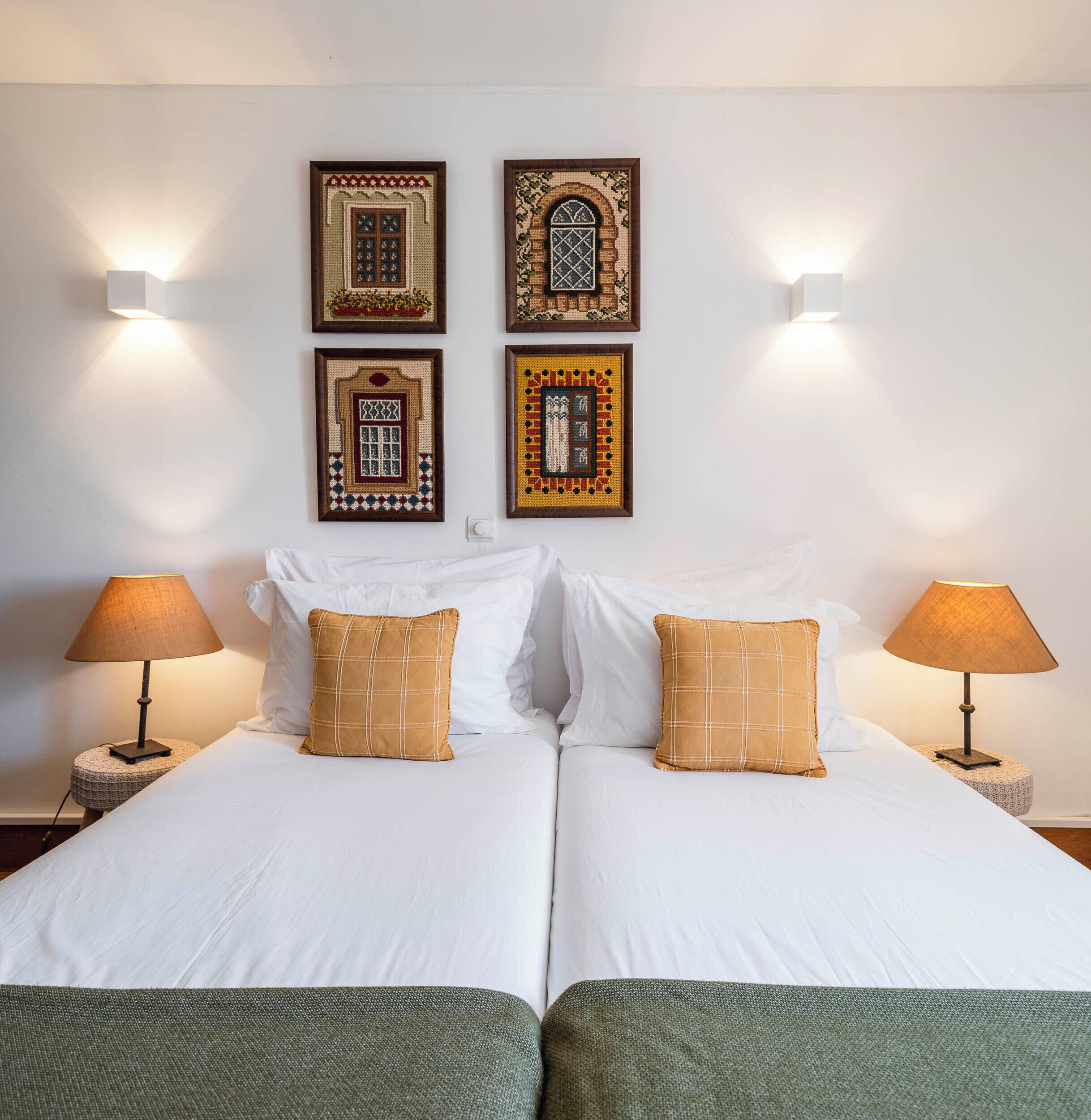 Double or Twin Room (Medelin) | Premium bedding, free cribs/infant beds, free WiFi, bed sheets