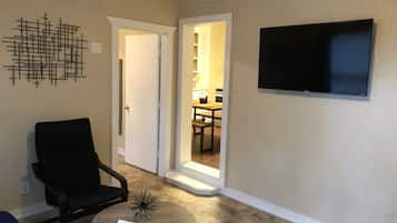Apartment (2 Bedrooms) | Living area | 40-inch LCD TV with cable channels, TV