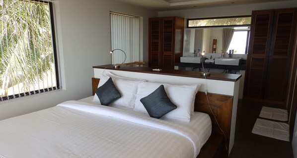 Villa - 6 soveværelser - ikke-ryger - køkken | 6 soveværelser, skrivebord, strygejern/strygebræt, gratis Wi-Fi