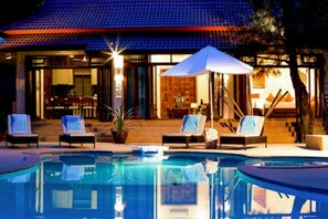 Outdoor pool - 5 Bedroom Beachfront Villa Sea Breeze SDV229A-By Samui Dream Villas (Koh Samui)
