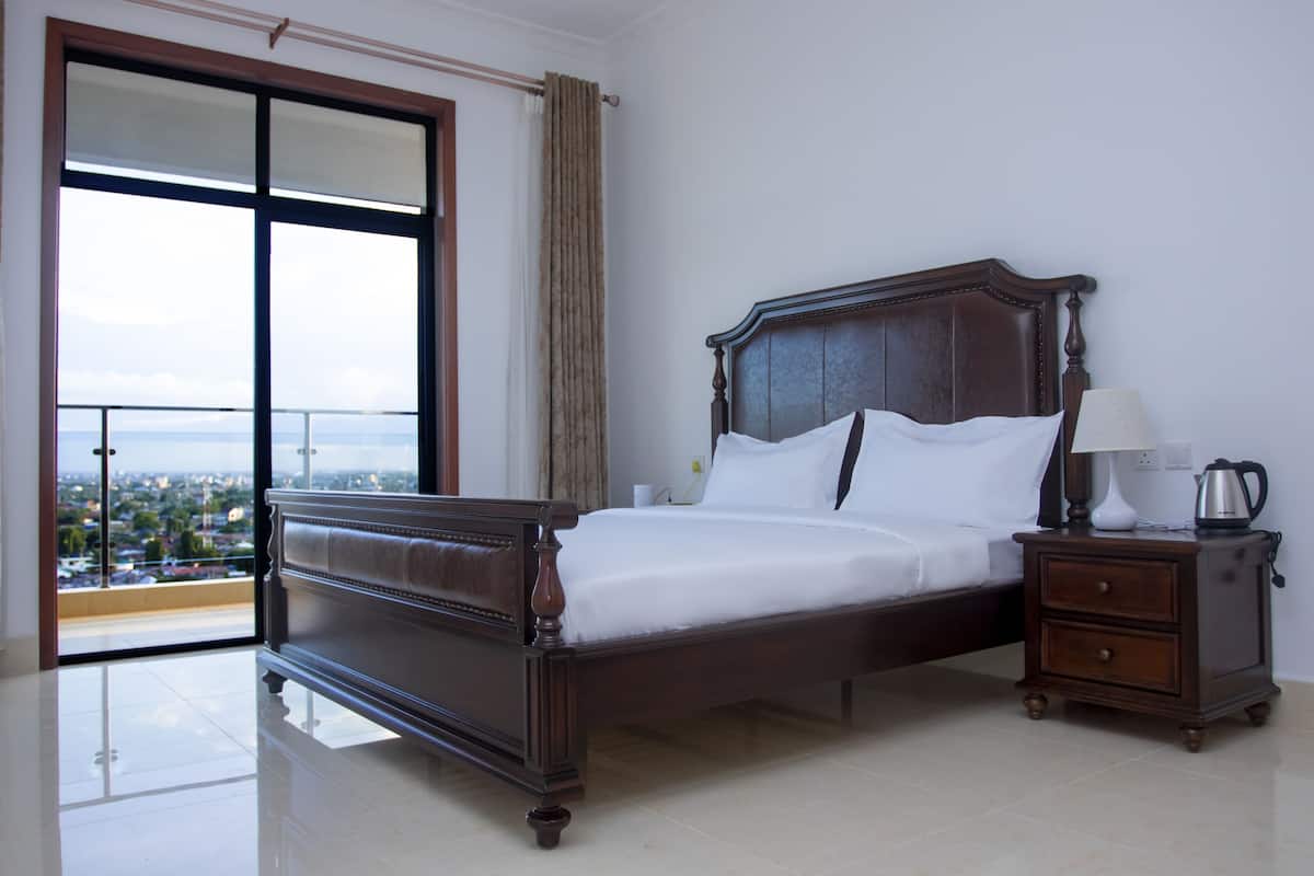 smart tv, netflix, streaming services