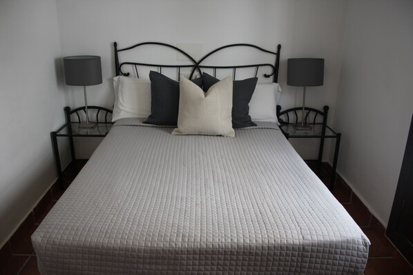 1 chambre, accès à Internet (gratuit)