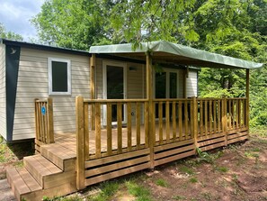 尊榮行動屋 (4/5 people) | 獨特裝潢、布置獨特