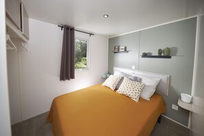 Premium Mobile Home (4/6 people)
