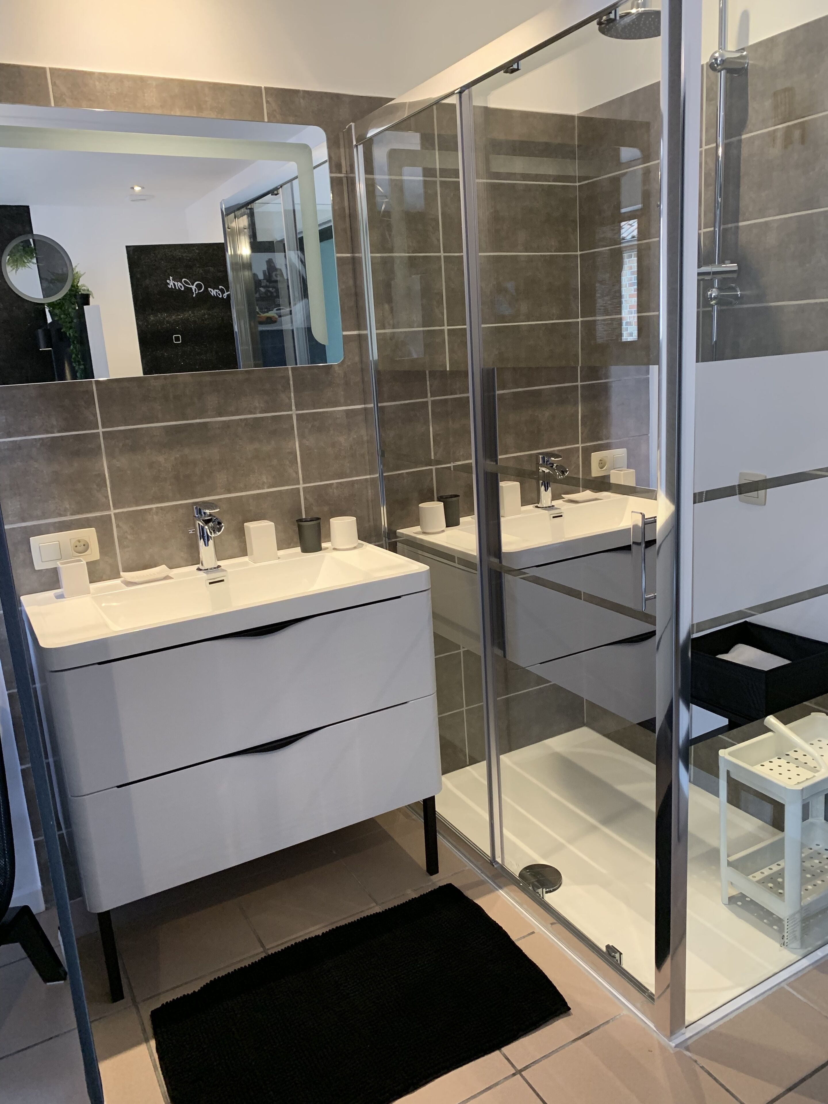 Chambre double (New York) | Salle de bain | Serviettes fournies
