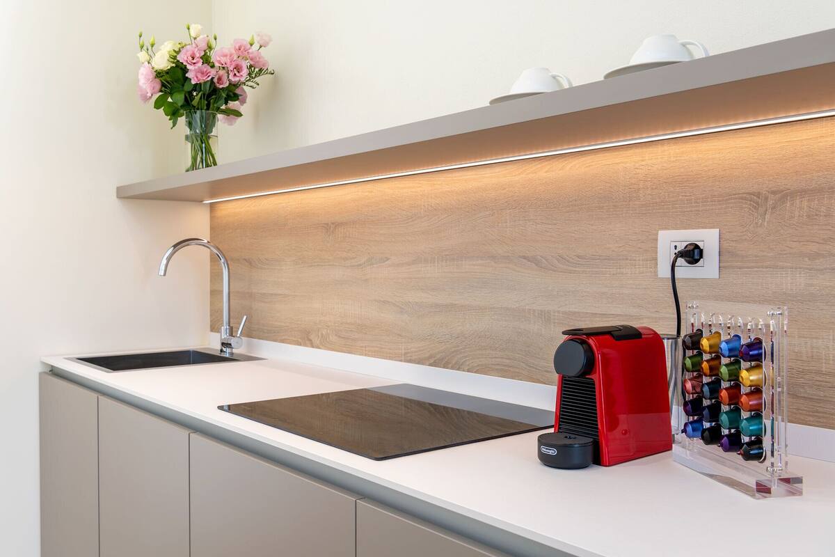 junior studio suite | living area | 50-inch smart tv with digital channels, tv