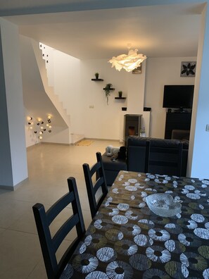 Casa, 2 camere da letto | Cucina privata | Frigorifero con congelatore, microonde, forno, lavastoviglie