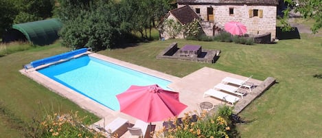 Piscine extérieure, piscine chauffée