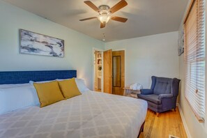 Huoneisto (3 Bedrooms) | 3 makuuhuonetta, silitysrauta/-lauta, vuodevaatteet