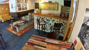 Lobby sitting area - Hôtel Les Arches (Saint-Lary-Soulan)