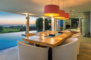 Pool - Deep Blue Villa (Seririt)